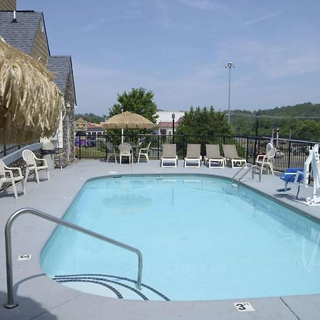 Microtel Inn & Suites by Wyndham Pigeon Forge Exterior foto