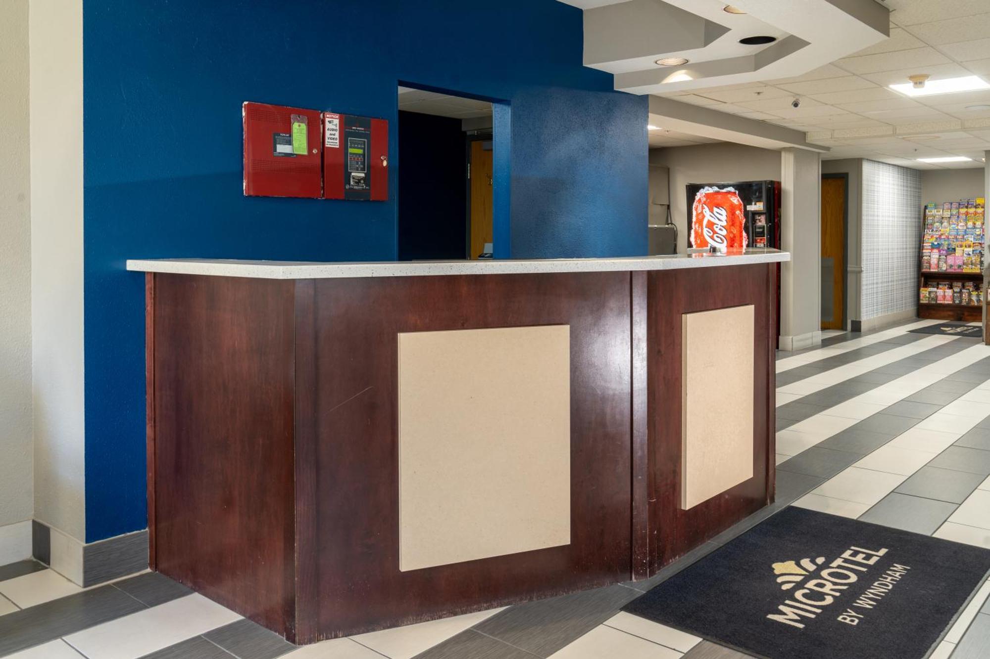 Microtel Inn & Suites by Wyndham Pigeon Forge Exterior foto
