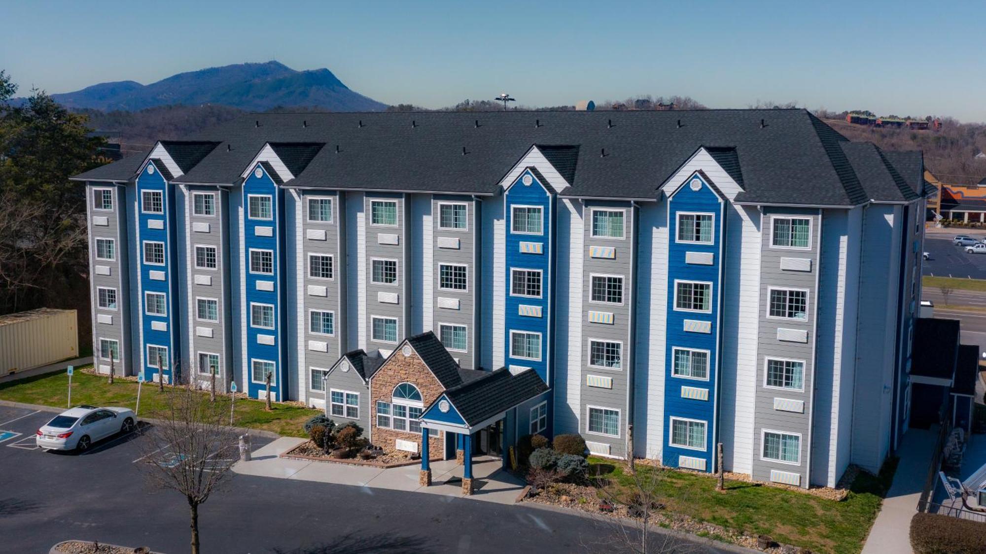 Microtel Inn & Suites by Wyndham Pigeon Forge Exterior foto