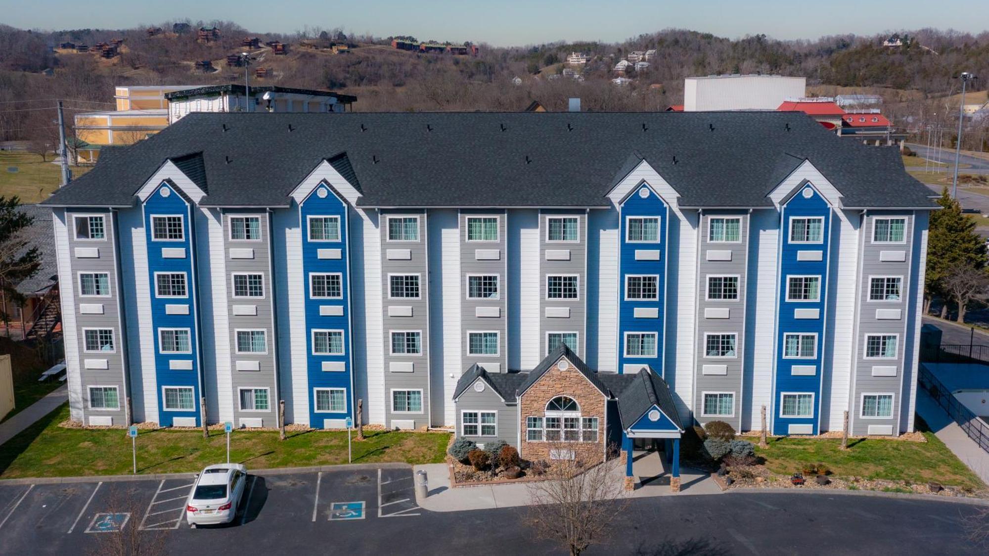 Microtel Inn & Suites by Wyndham Pigeon Forge Exterior foto